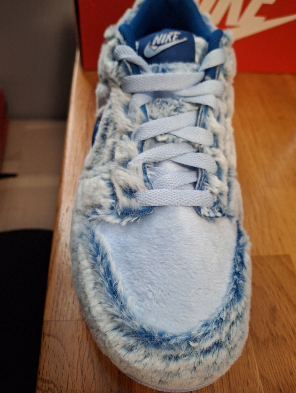 Nike Dunk Low ( BG) Abominable Snowman NIB - Picture 11 of 16